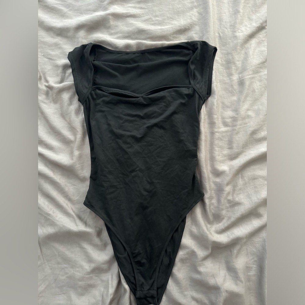 Black Shein bodysuit size small (but is long)